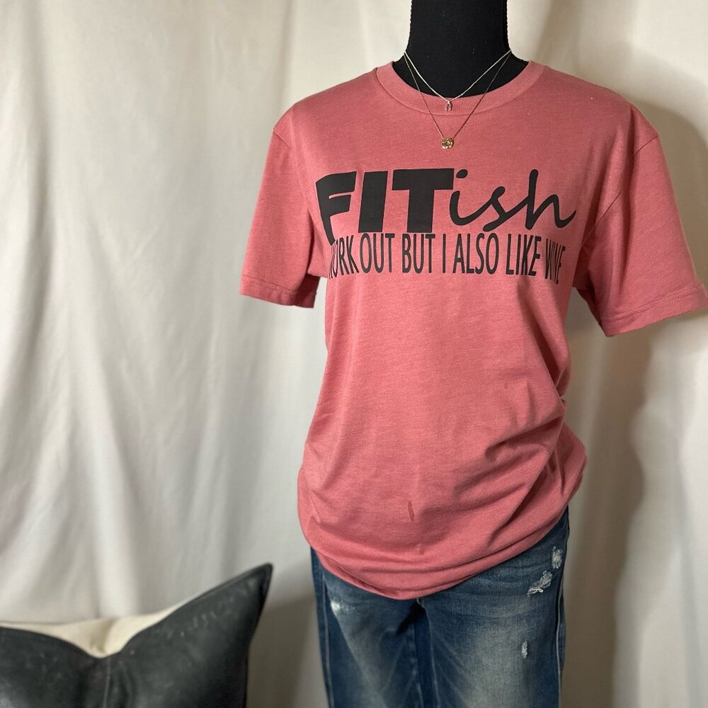 Fit-ish‎ Tee